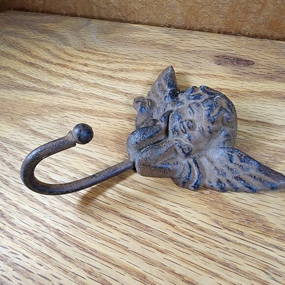 Vintage Old World Cast Iron Angel Cherub Wall Hanger Hook Indoor/Outdoor - Picture 5 of 9